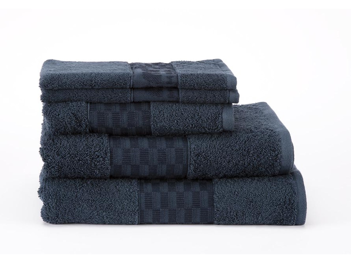 Mora Premium Towels 100x150 CM Mora Premium Towels 100x150 CM
